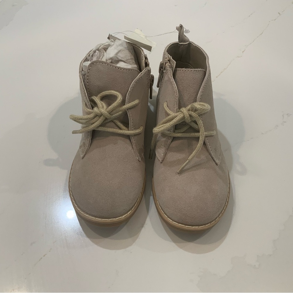 NEW GAP Toddler Beige Tan Khaki Suede Leather Dressy Chukka Boots /Shoes Size 11